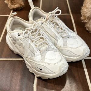 Nike Cream Trail Sneakers